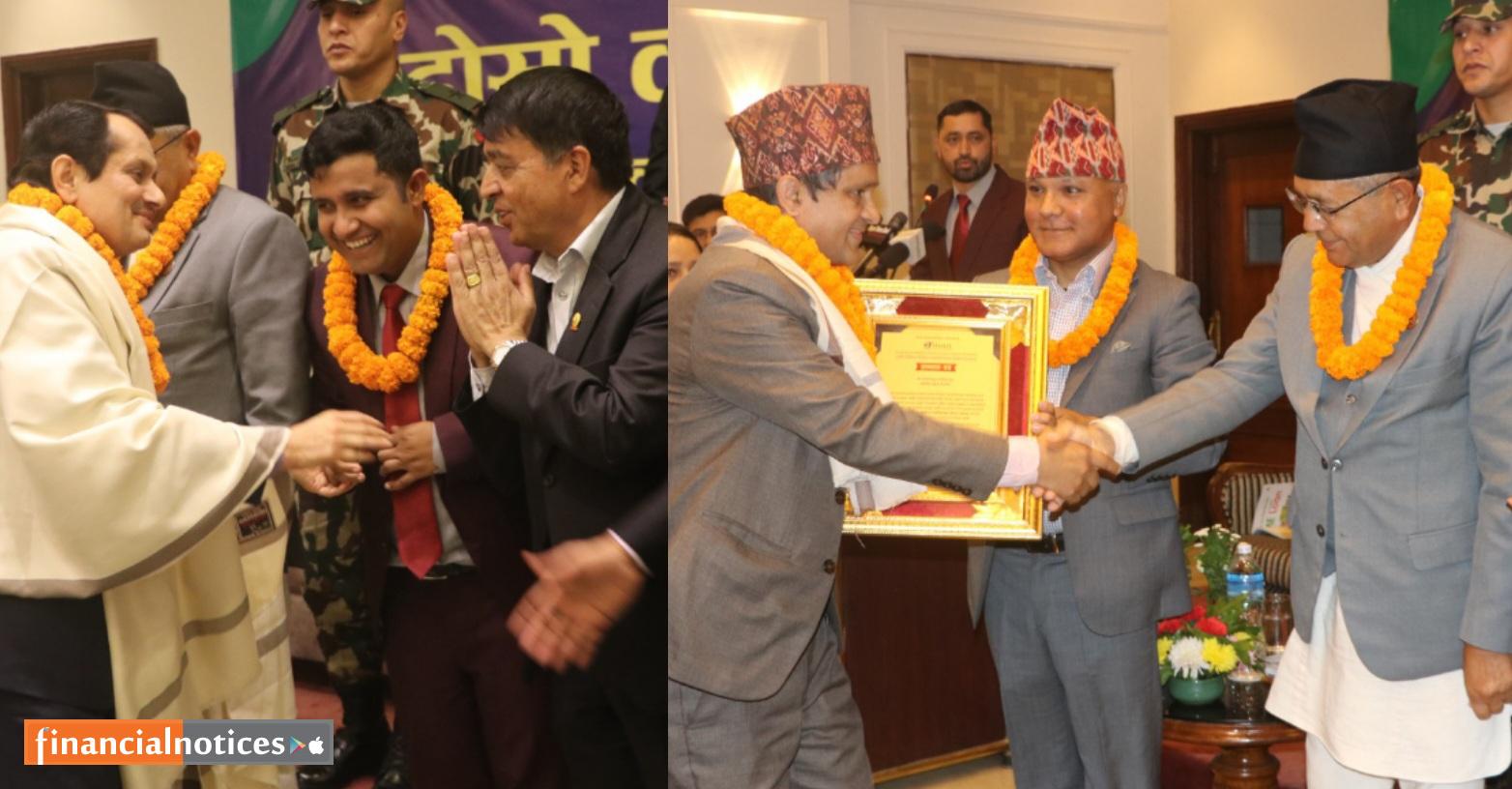 आर्थिक पत्रकारितामा योगदान दिने बानिया र लम्साल सम्मानित