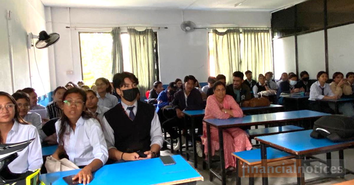 कामना सेवा विकास बैंकद्वारा एकेडेमिया इन्टर्नेसनल कलेजमा वित्तीय साक्षरता कार्यक्रम सम्पन्न 